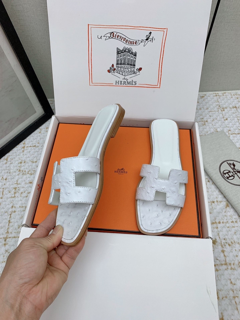 H**me5 slippers